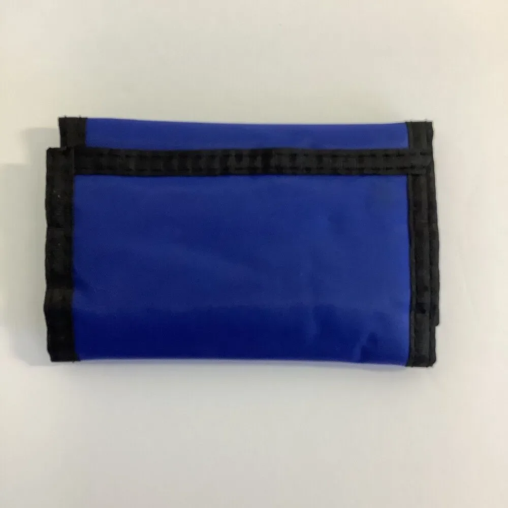 Detroit Pistons Tri-Fold Nylon Wallet 2005-2017 Logo Shows Minor Wear‎